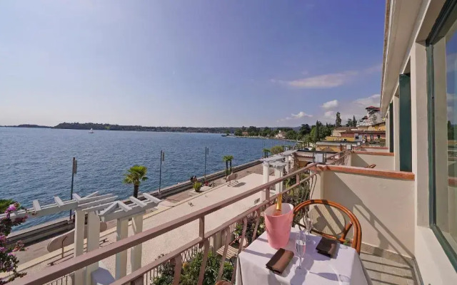 Hotel Du Lac Gardone Riviera