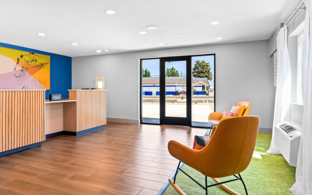 Spark by Hilton Modesto
