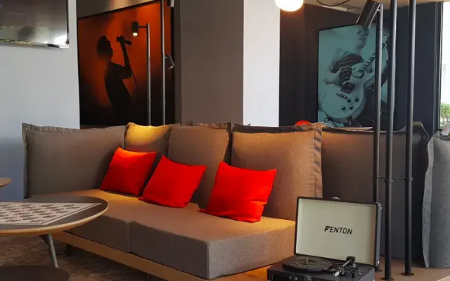 ibis Melun Hotel