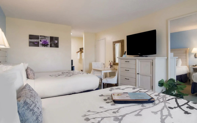 Ocean Sands Beach Boutique Inn - 1 Acre Private Beach