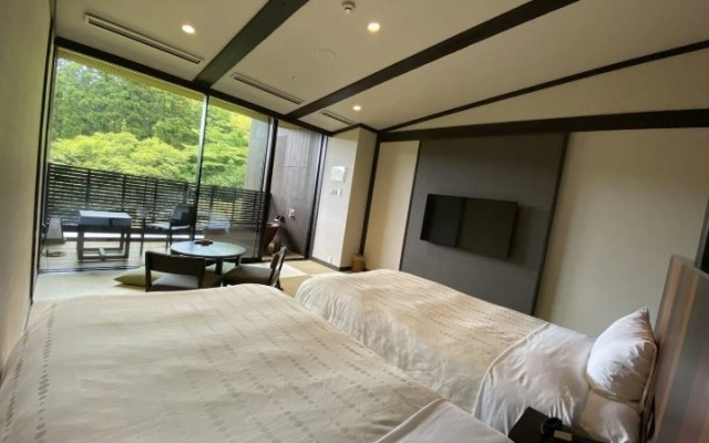 Superior with Open-Air Bath Top Floor Twin room (트윈 침대 2개) 사진 1