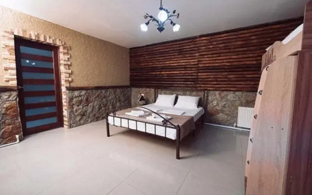 Semejnyij Dom Guest house