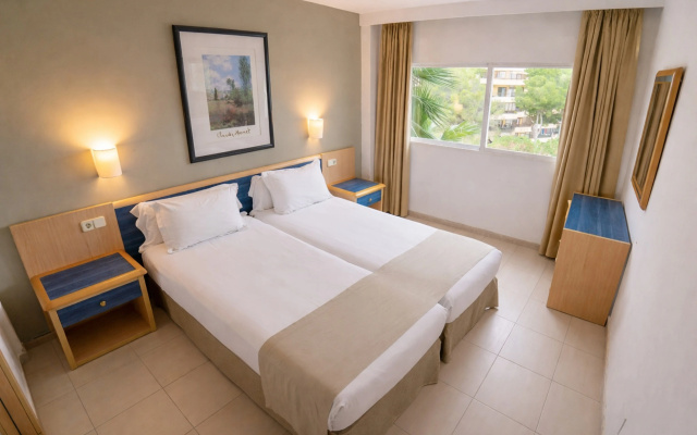 Vistasol Apartments