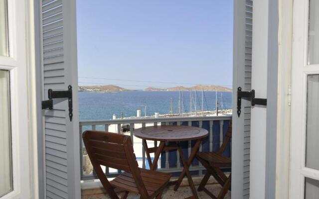 Flora Rooms & Apartments