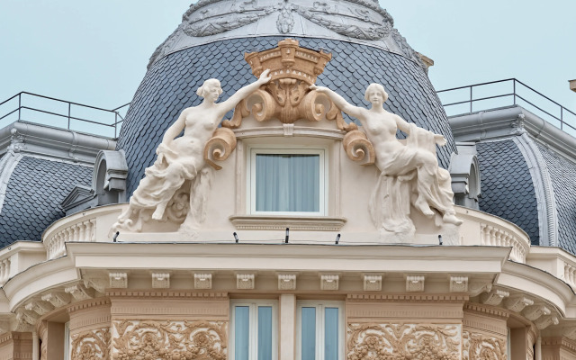 The Palace, a Luxury Collection Hotel