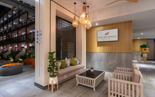 Kata Sea Breeze Resort