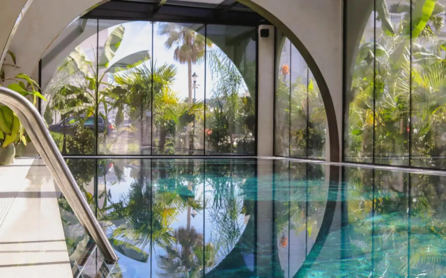 Flower Hotels & Resorts
