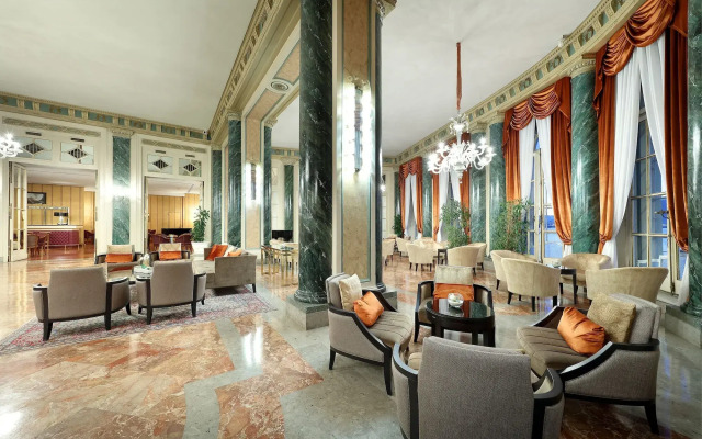 Eurostars Hotel Excelsior