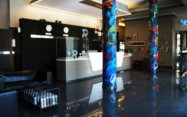 Rise Urban Art Hotel