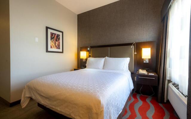 Holiday Inn Express & Suites Edmonton International Airport, an IHG Hotel