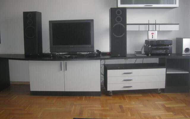 Belgrade Republic Square Apartment