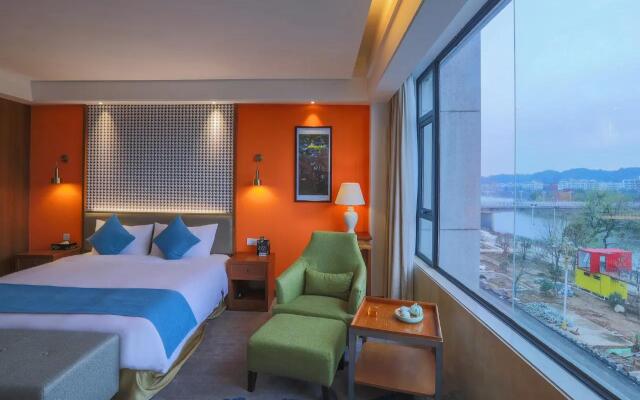 Wan Tsui Tong Riverside Hotel