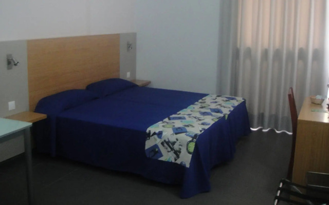 Mhc Arenales Hotel