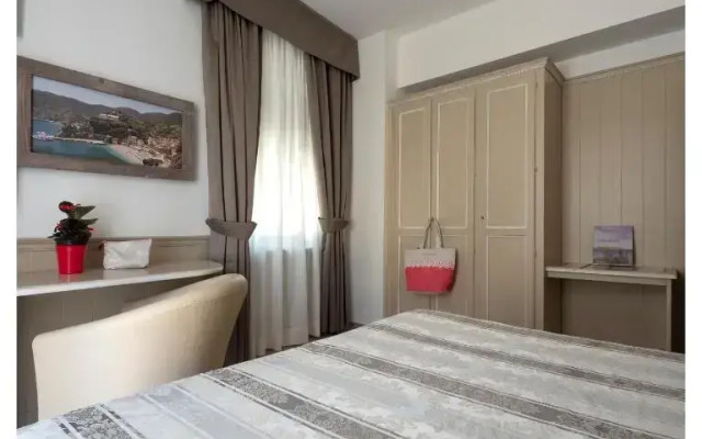 Margherita Hotel