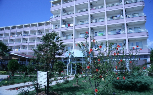 Royal Ideal Beach Hotel