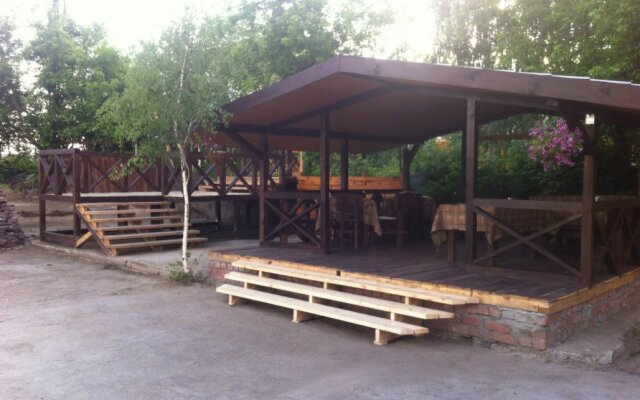 Hotel Usadba