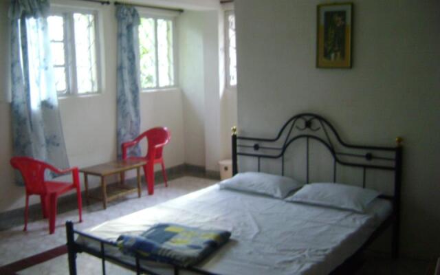 Aakriti's Guest House