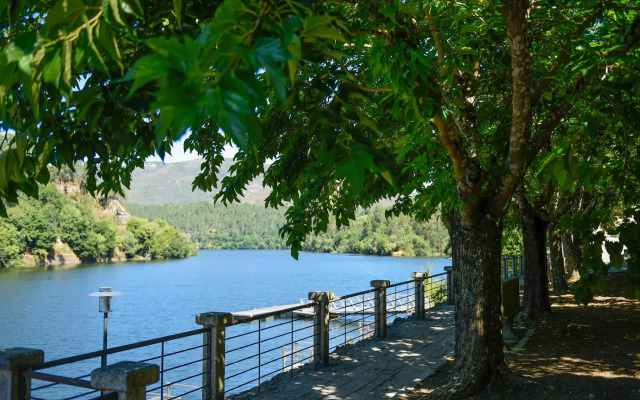 Balneario De Cortegada