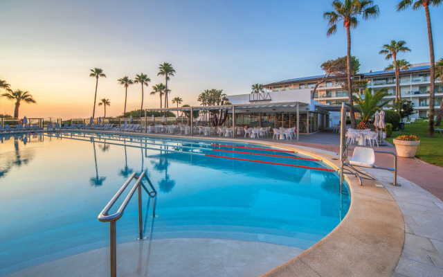 Playa Esperanza Resort