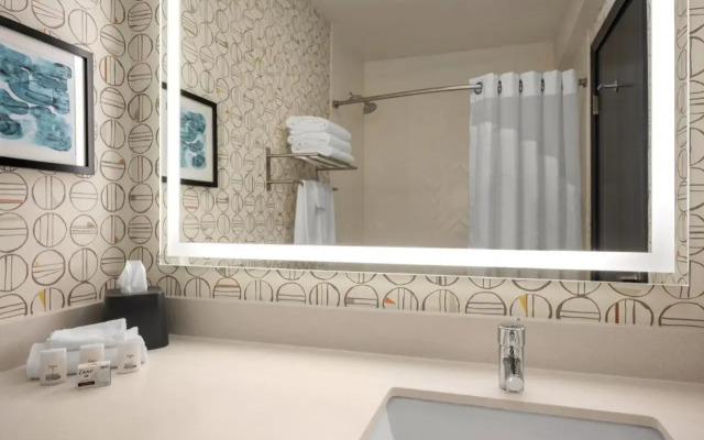 Holiday Inn Ontario by IHG