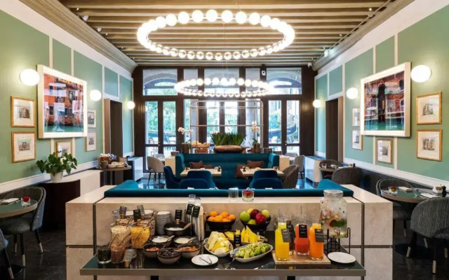 Radisson Collection Hotel, Palazzo Nani Venice