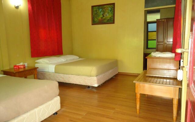 Kapas Island Resort