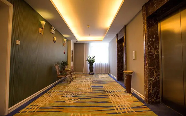 Century Junyue Hotel