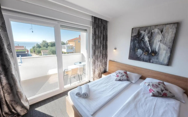 Aparthotel Plat