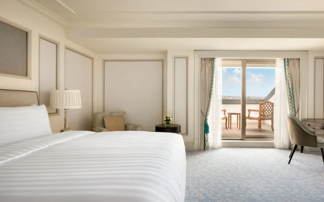 Shangri-La Bosphorus, Istanbul