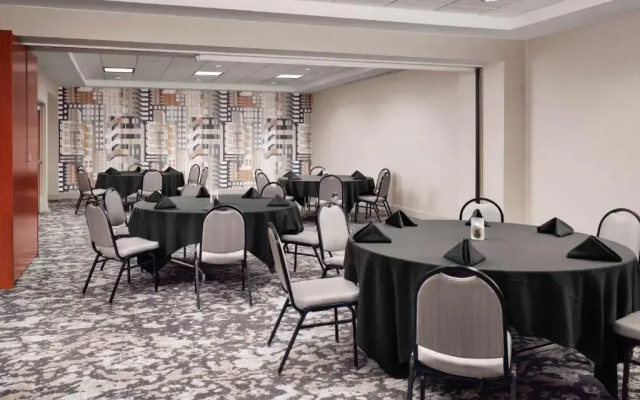 Hilton Garden Inn Detroit Downtown