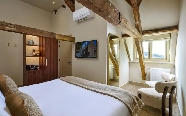 The Saints Hotel