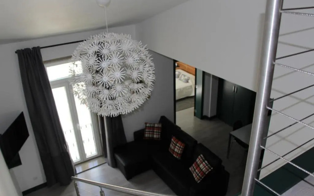 DoBairro Suites at Bairro Alto