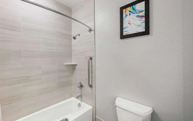 Best Western Palace Inn & Suites