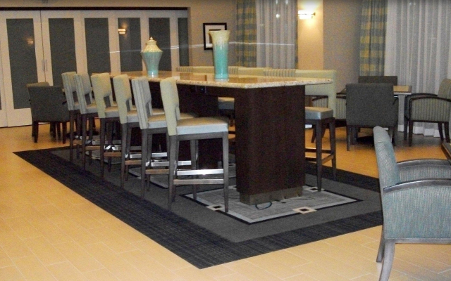 Hampton Inn & Suites Manteca