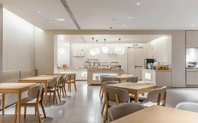 JI Hotel Shanghai Zhaojiabang