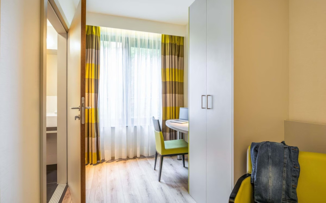 Ibis Styles Brussels Centre Stephanie