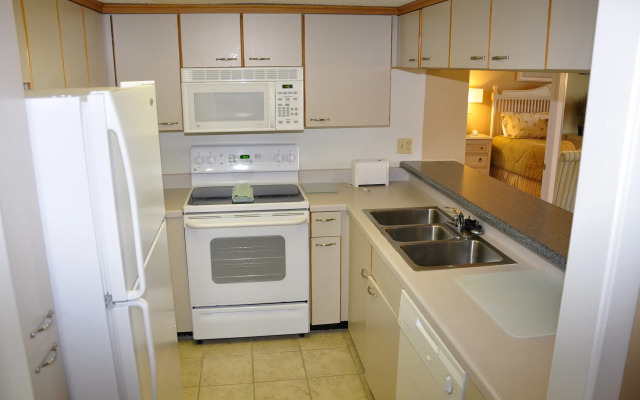 South Hampton - 2 BR Condo Oceanview - STP 1756