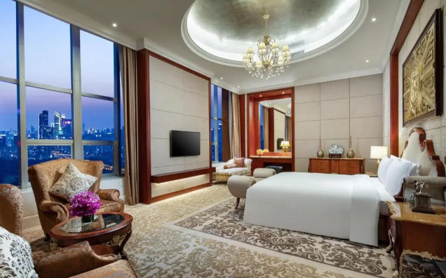 Crowne Plaza Shenzhen Futian by IHG Hotel