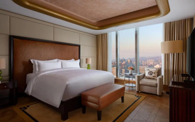 Отель The Ritz-carlton, Almaty