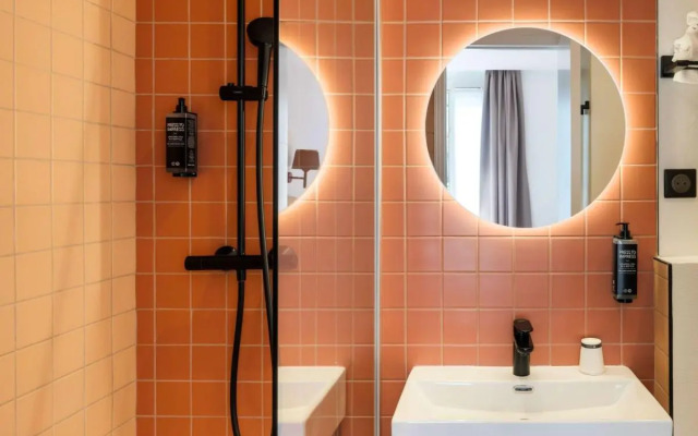 ibis Styles Paris Cadet Lafayette