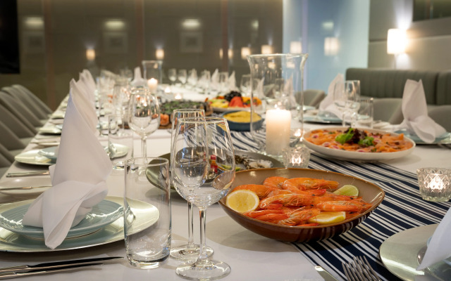 Hilton Surfers Paradise Hotel & Residences.