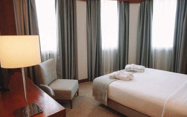 Dom Carlos Liberty Hotel