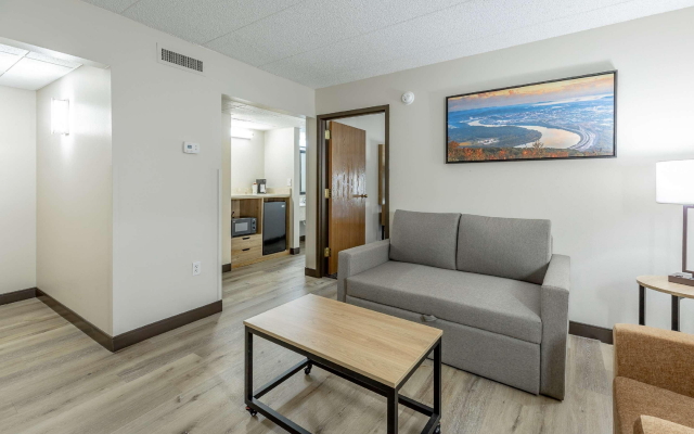 Comfort Inn & Suites Chattanooga-East Ridge