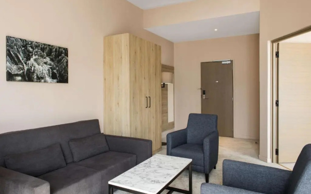 Radisson Serviced Apartments Antananarivo City Center 
