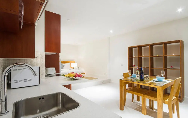 B1 Beachfront Apartments