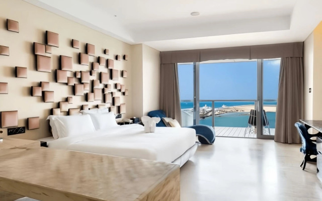 Phoenix Island Supreme Seaview Holiday Hotel