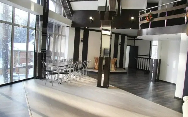 Lesnoy Hotel