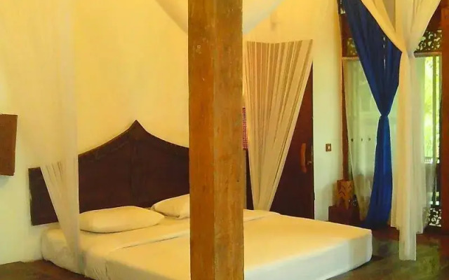 Sapulidi Cafe, Resort & Gallery