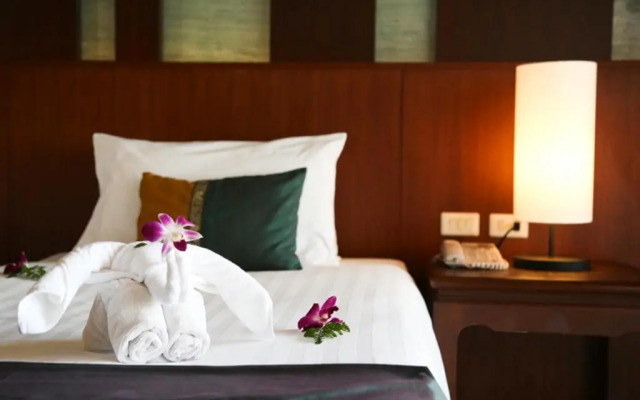 Baan Karonburi Resort