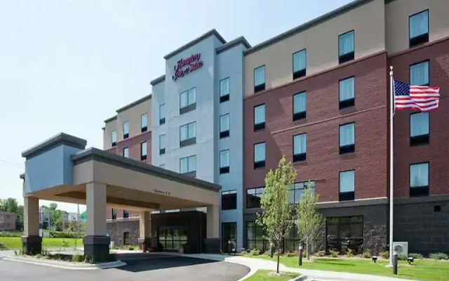 Hampton Inn & Suites Minneapolis West/ Minnetonka